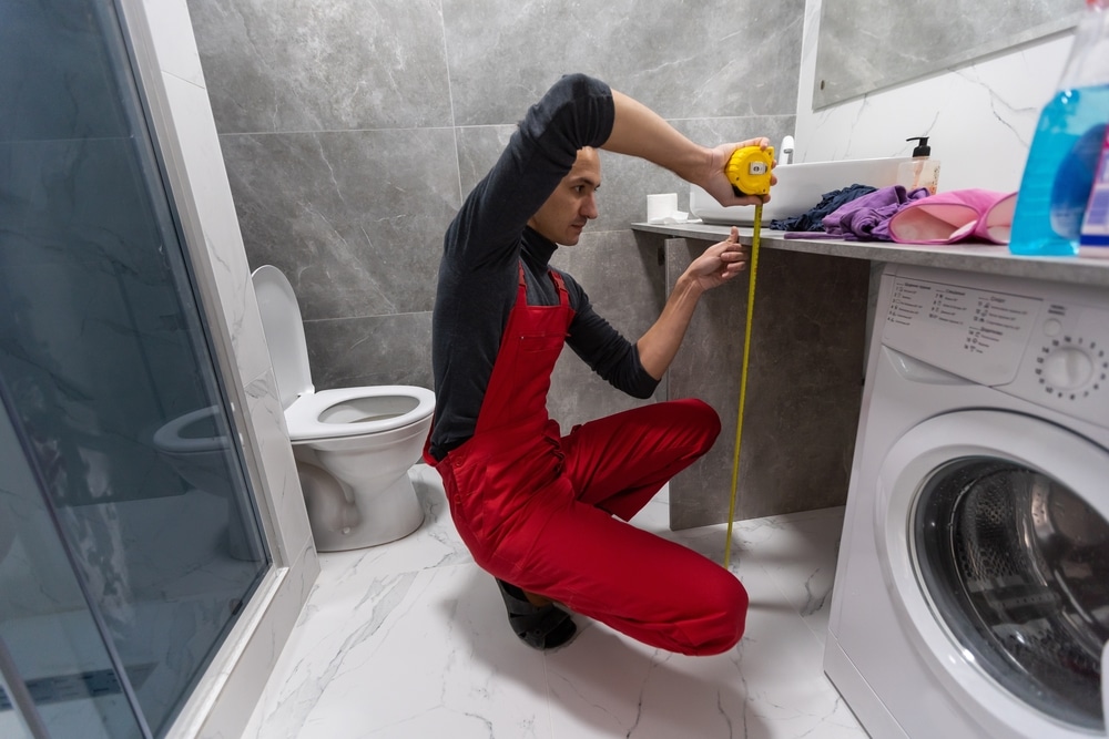 maximize space in bathroom remodel